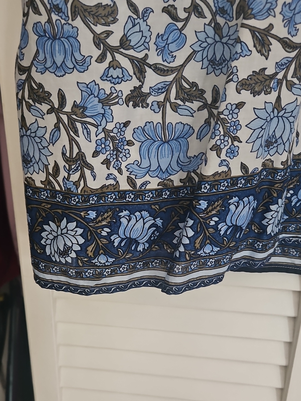 Blues And Greens And Ruffles - Picture 3 of 5